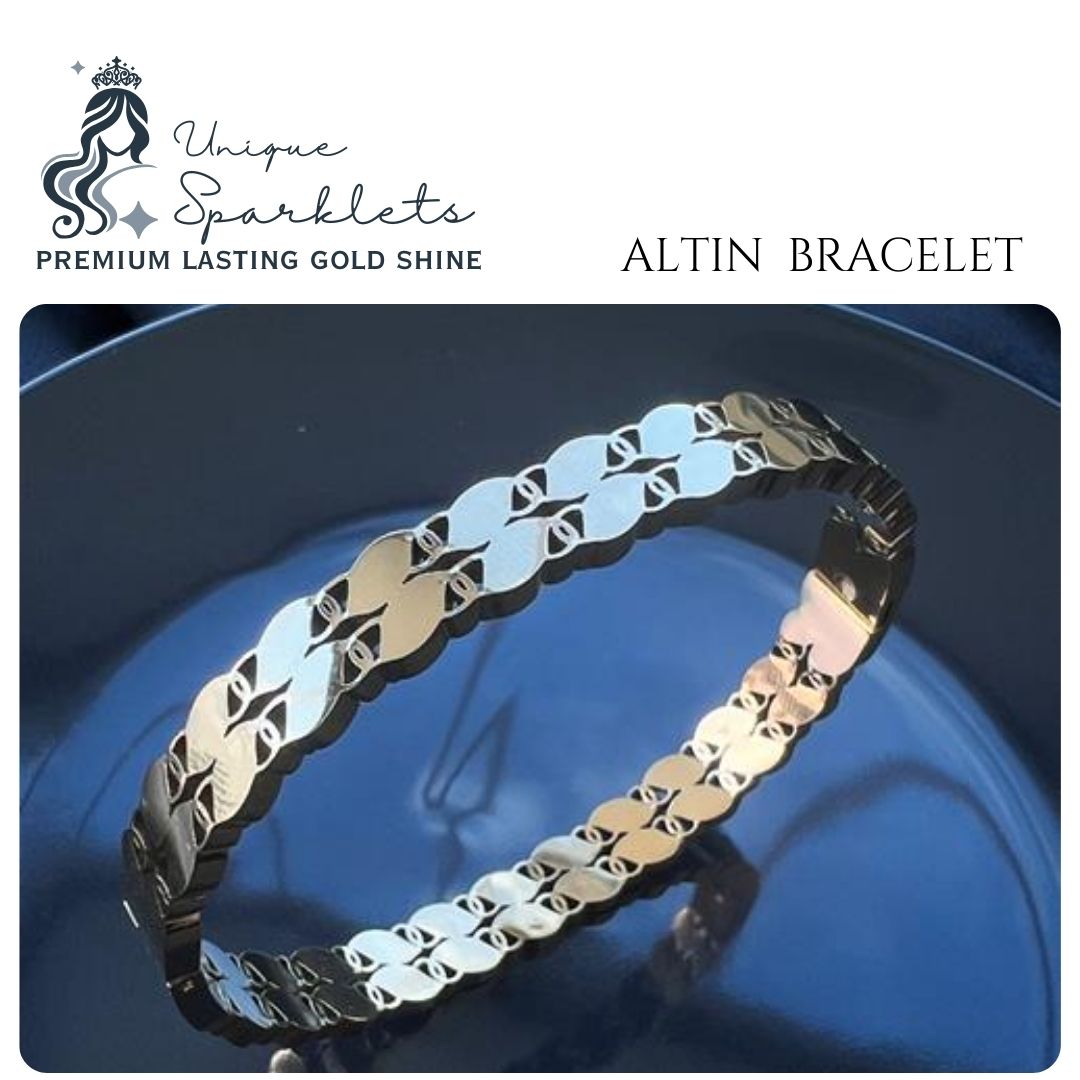 Link Motif Bangle