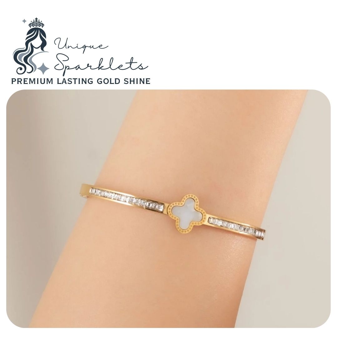 Ivory Clover Grace Bracelet