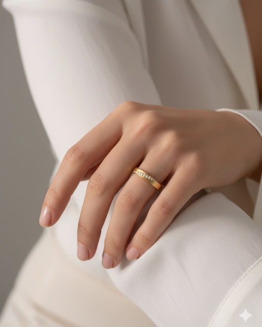 Classic Sparkle Everyday Ring