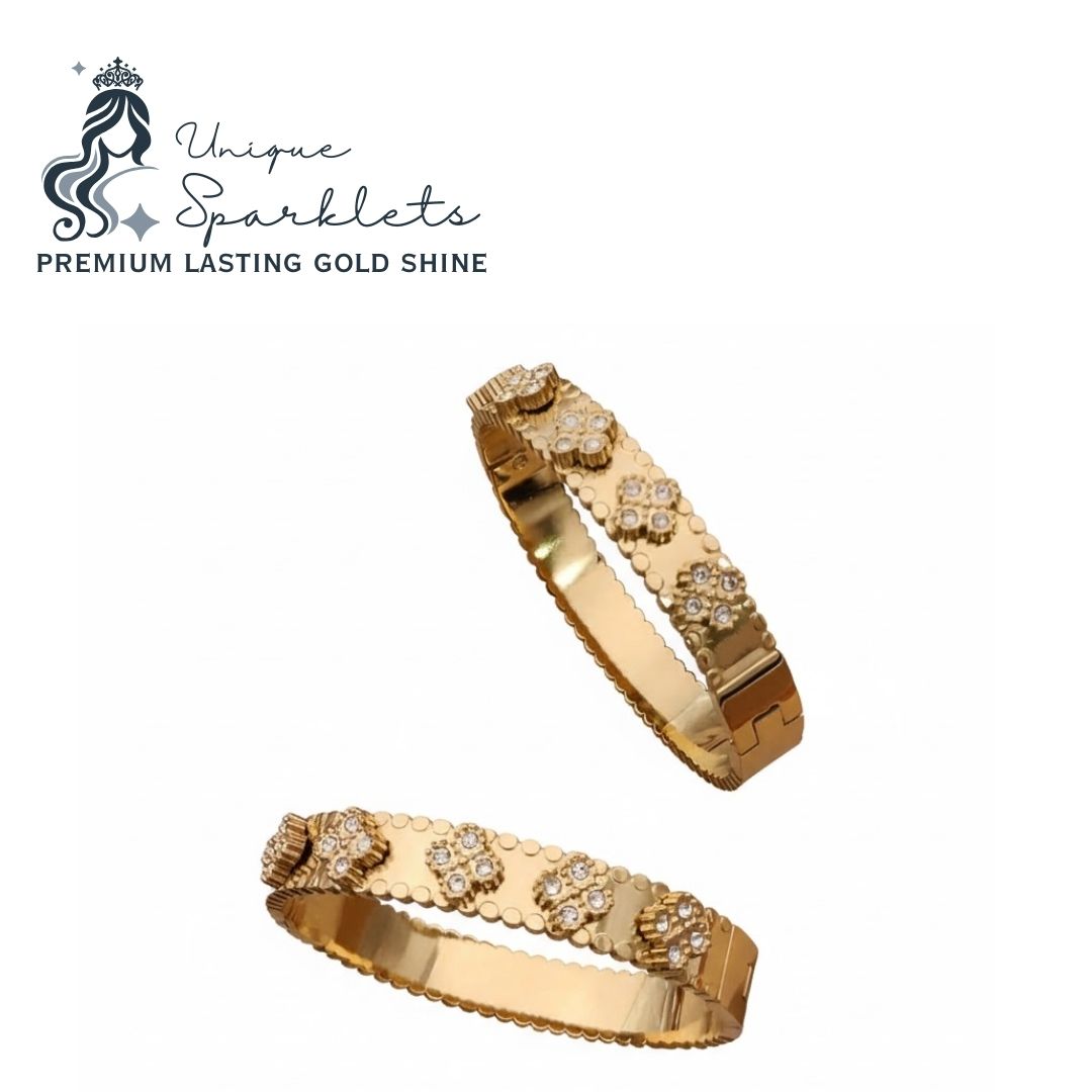 Diamond-Clover Hinged Bangle