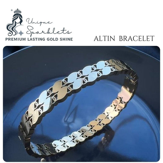 Link Motif Bangle