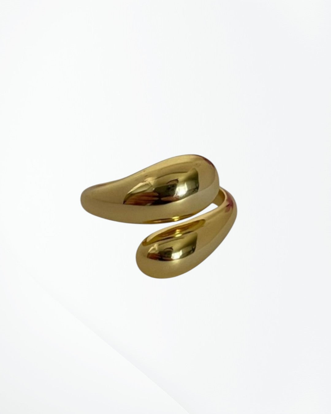Golden Fluid Twist Ring