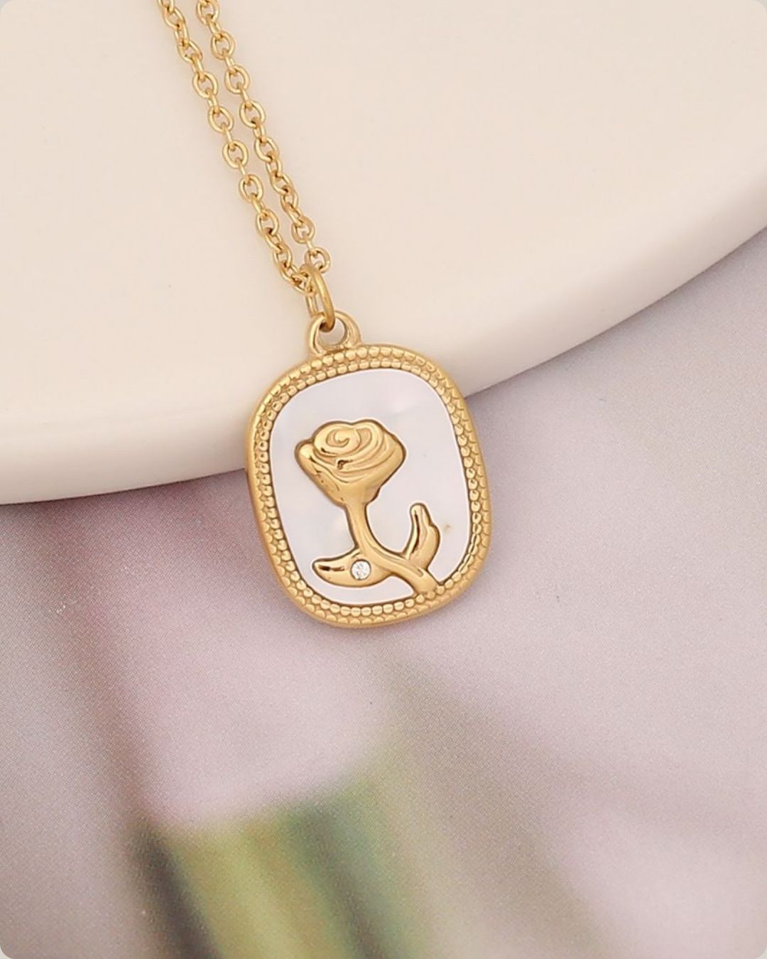 Lara Necklace