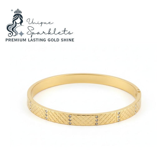 Golden Lattice Spark Bangle