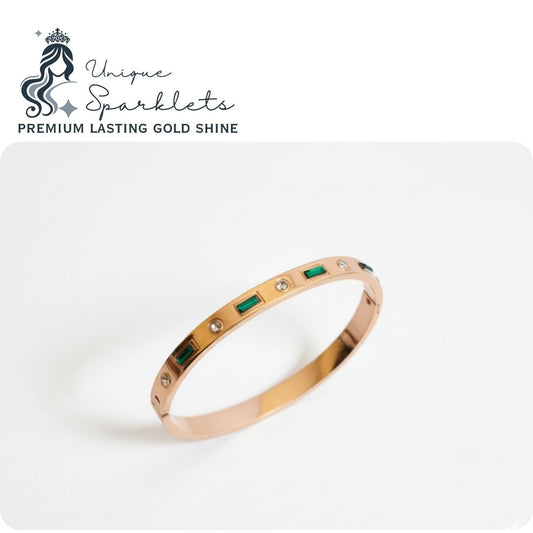 The Emerald Baguette & Round Station Bangle