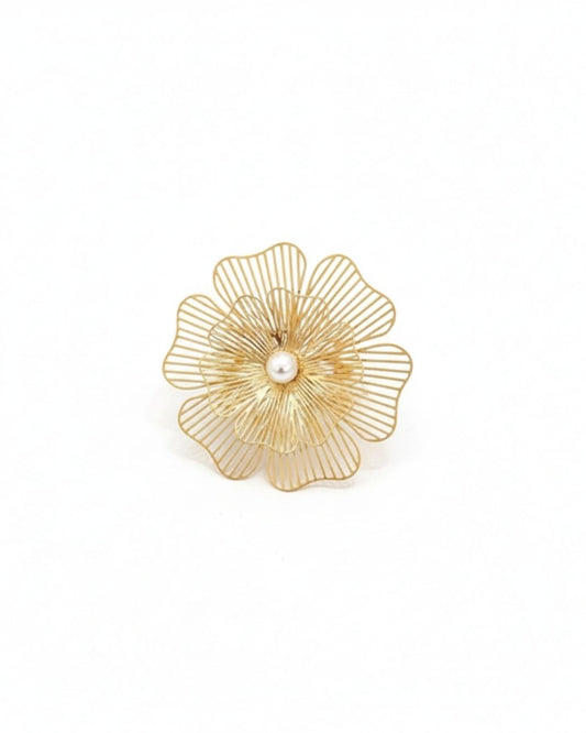 Statement Ring with Pearl Center