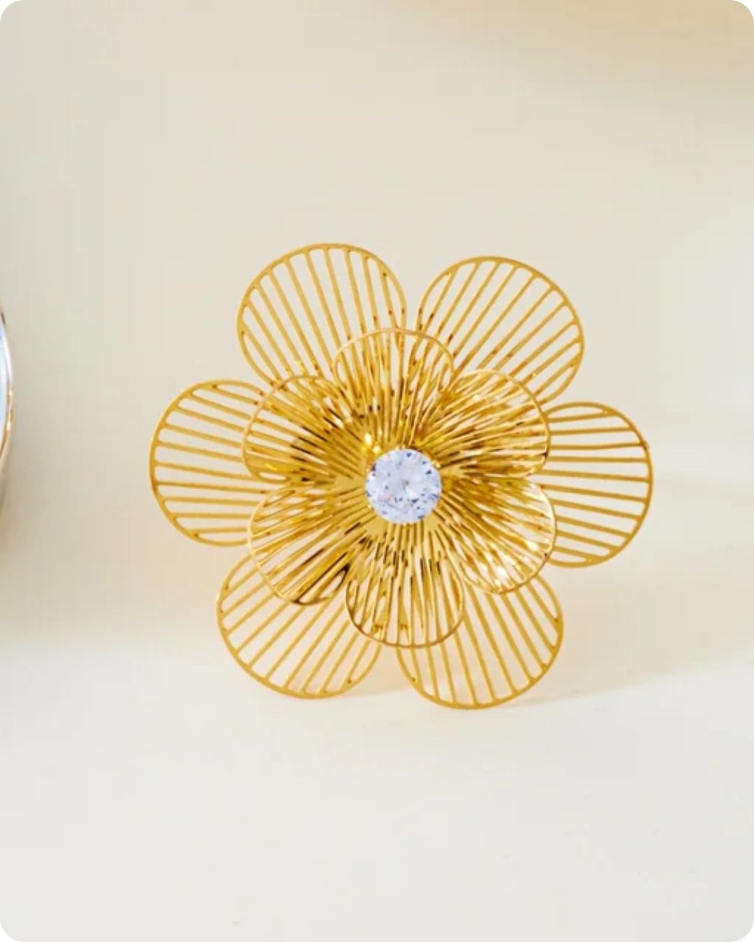 Golden Bloom Crystal Ring